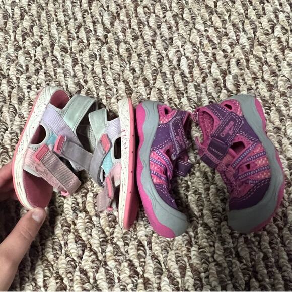 LOT of 2 Baby Girl Size 5 Sandals Secure Strap Water Friendly Play Shoes - Picture 2 of 7